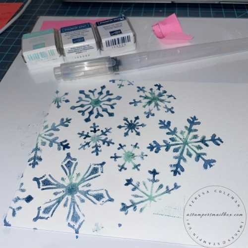 Find Your Inspiration Friday: Tag Makers Stenciled Snowflakes