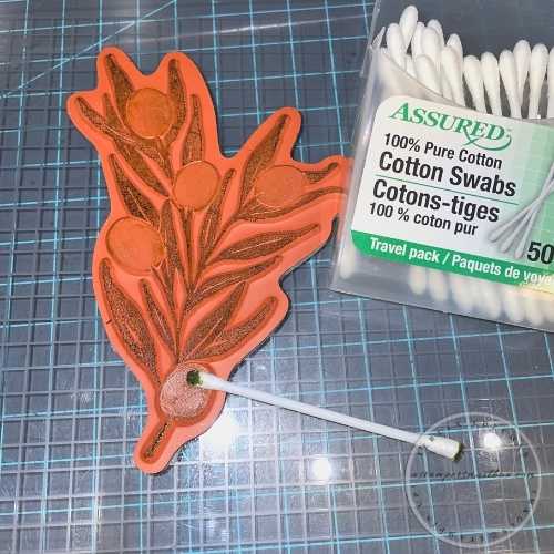 Inking companion: Q tips