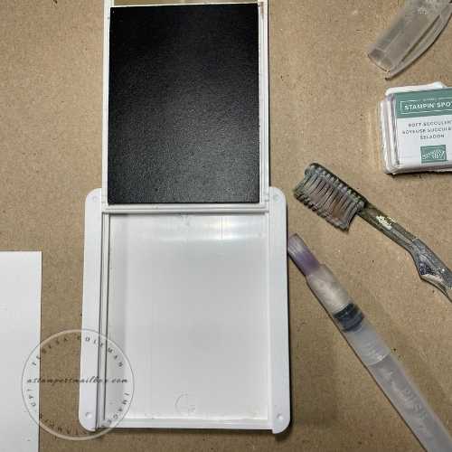 Clean up the ink pad before closing.