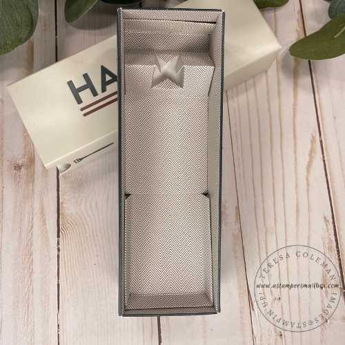 Inside of Harry's Razor Box